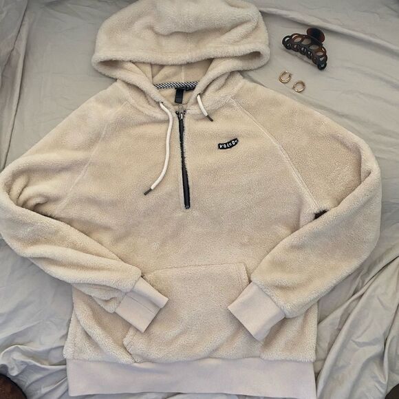 Volcom “Snugz N Hugz Hoodie” - Picture 7 of 9